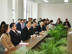 �k����w���Ƃ̌𗬉�ɏo�Ȃ��鋴�{�c��