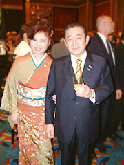 ���e��Ńi�V���i���f�C�ɏo���������㈟�I�����