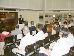 ���A�����鋴�{